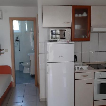 Apartmani Resetar 普利拉卡 外观 照片
