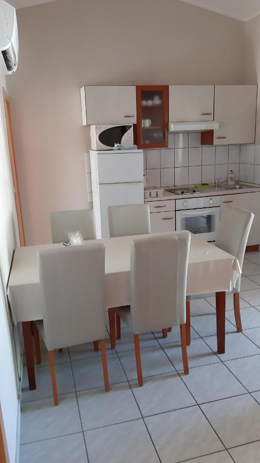 Apartmani Resetar 普利拉卡 外观 照片