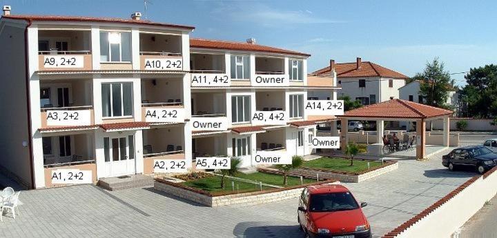 Apartmani Resetar 普利拉卡 外观 照片