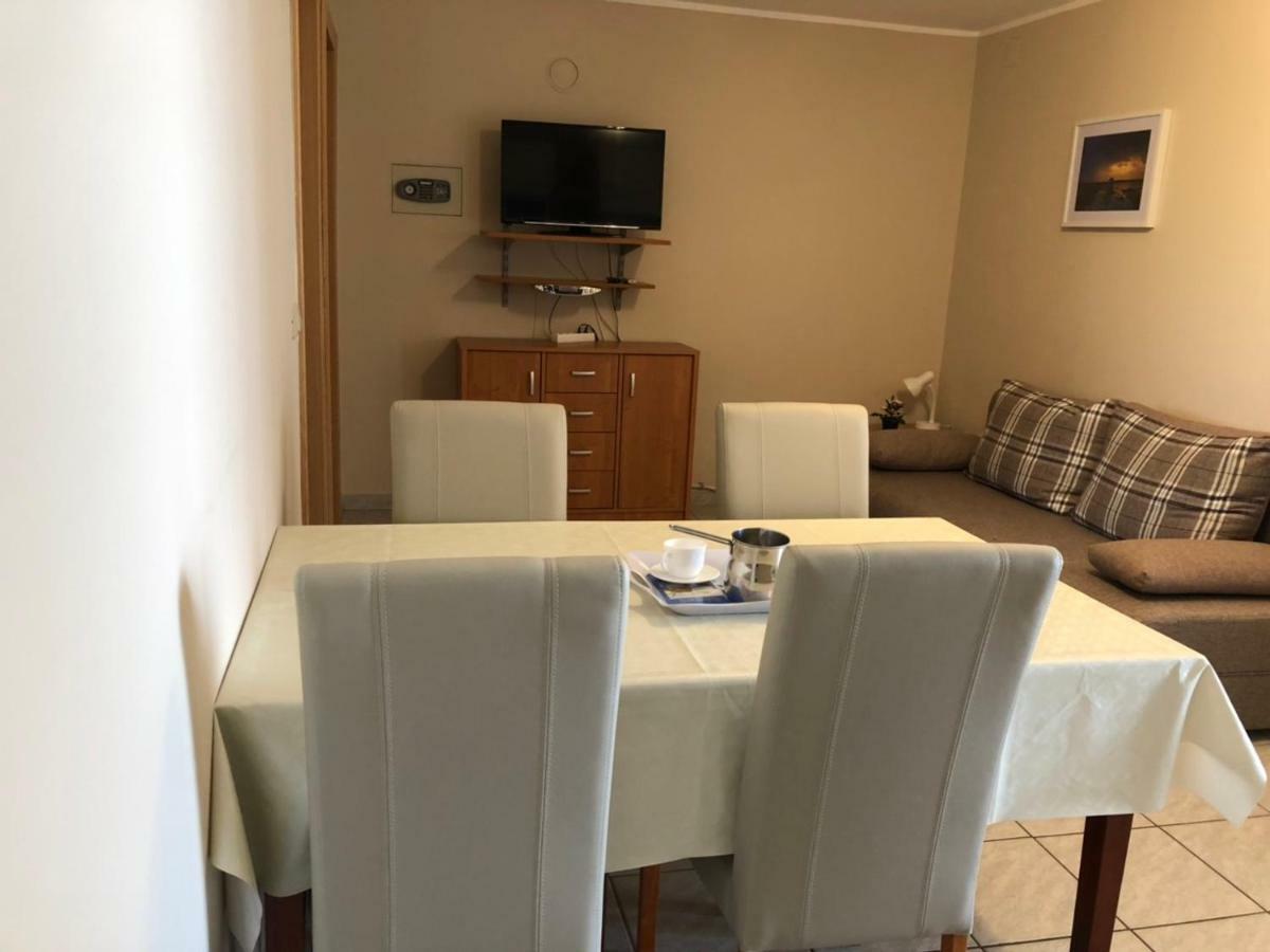 Apartmani Resetar 普利拉卡 外观 照片